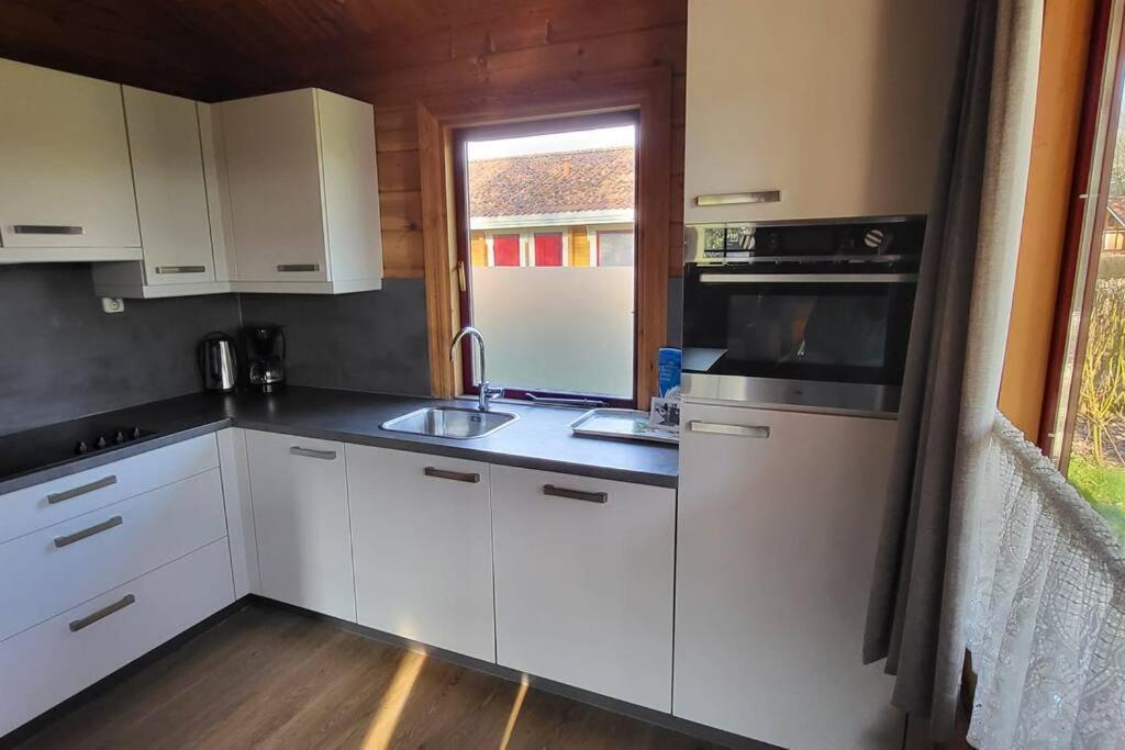 Wellness Bungalow Uppsala Gramsbergen Ngoại thất bức ảnh