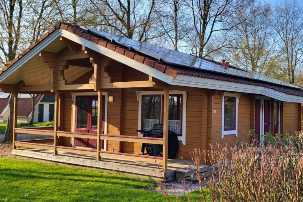 Wellness Bungalow Uppsala Gramsbergen Ngoại thất bức ảnh